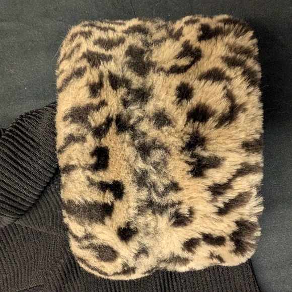 Vintage 90s THE ICING faux fur collar and cuffs two-piece suit pencil skirt sz 4 - Picture 3 of 14